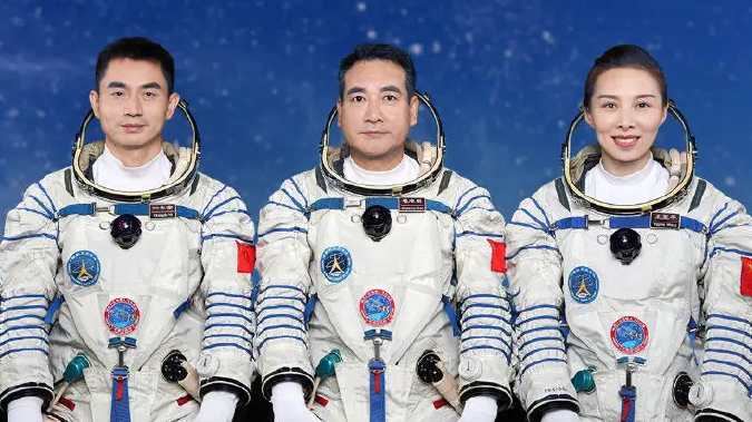 山東鑫仟順羅茨風機廠家祝賀神舟十三號返回艙成功著陸！(圖1)